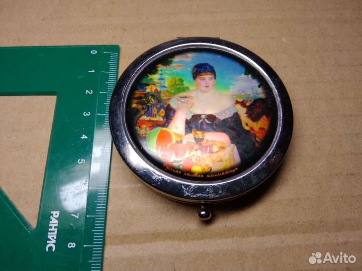Шкатулка - зеркальце