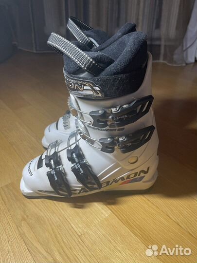 Горнолыжные ботинки подростковые Salomon р22