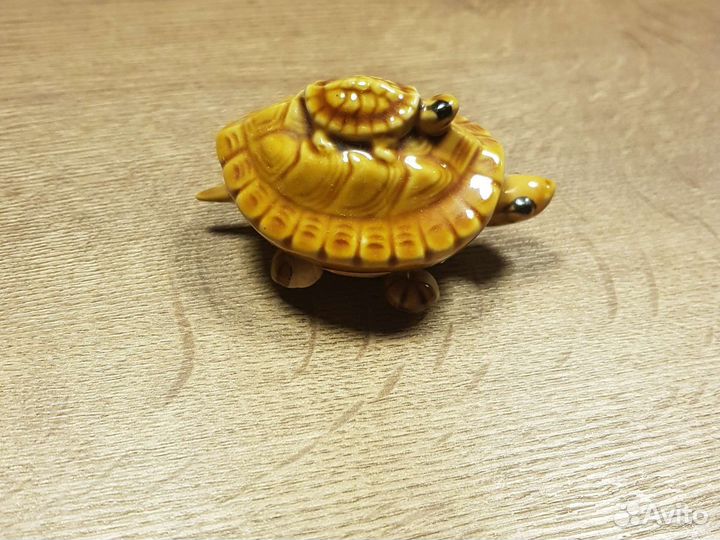 Черепашка фигурка