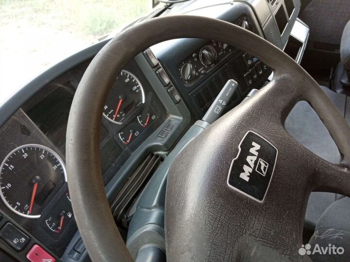 MAN TGA 26.460 с КМУ, 2004