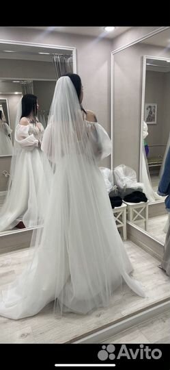 Свадебное платье новое размер 42