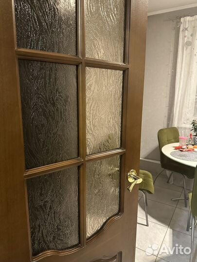 Двери межкомнатные - шпон 5 шт