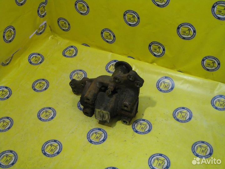 Цапфа поворотная правая 81442016268 MAN, TGA, TGX