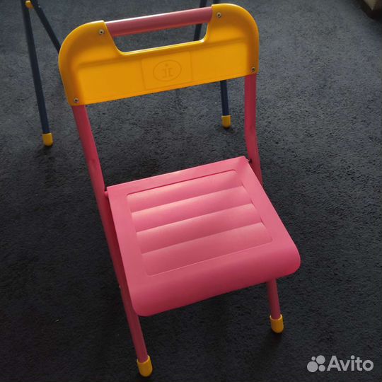 Детский стол и стул