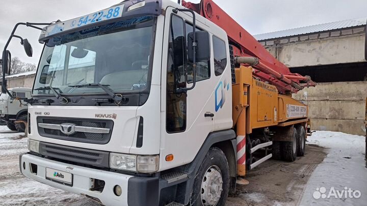 Автобетононасос Daewoo Novus, 2013