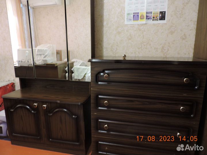 Трельяж б/у Комод продан