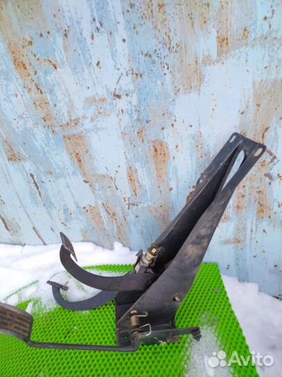 Педальный узел ока 1111