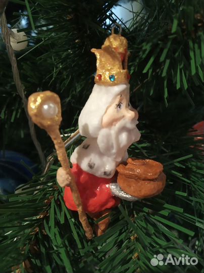 Ватные елочные игрушки Царь