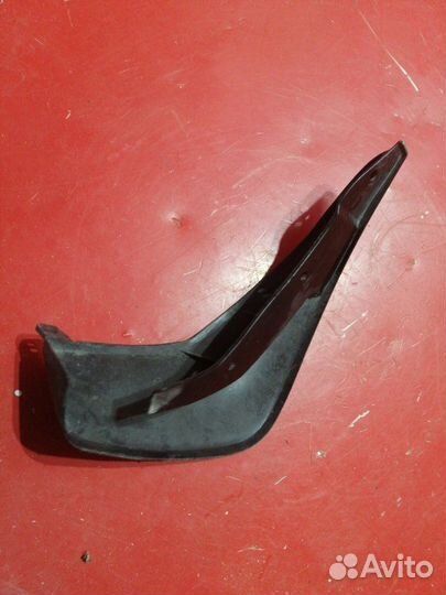 Брызговик Mazda 3