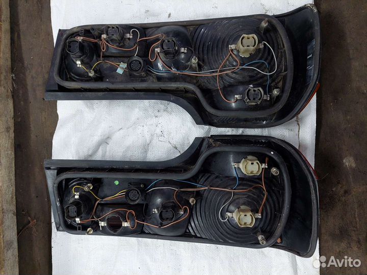 Бмв е32 задние фонари