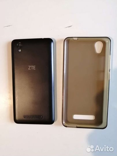 Телефон ZTE Blade X3