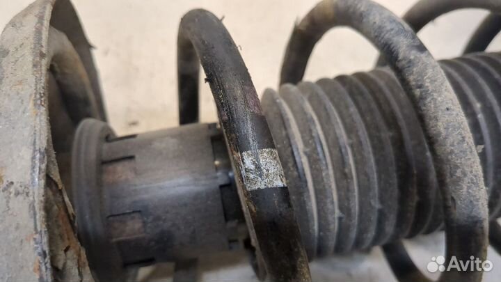 Амортизатор подвески Volkswagen Golf 4, 2002