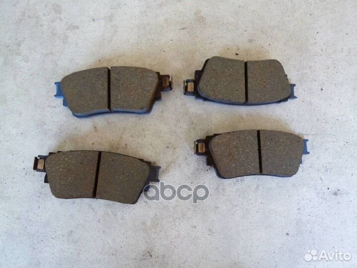 Колодки тормозные дисковые зад 4605B987 MIT