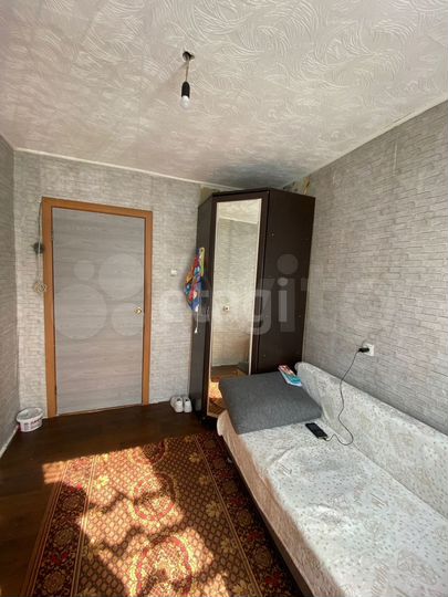 Комната 7,7 м² в 4-к., 1/5 эт.