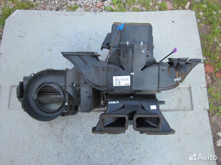 Корпус отопителя Шкода Фабия