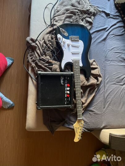 Электрогитара с комбиком