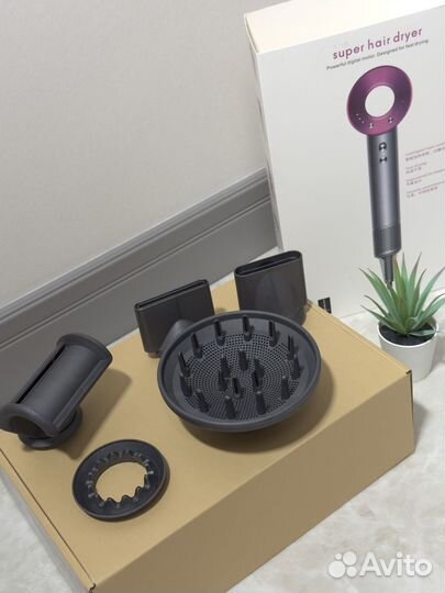 Фен Dyson