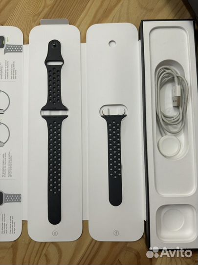 Apple Watch Series 6 44mm Nike