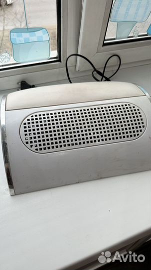 Вытяжка для маникюра