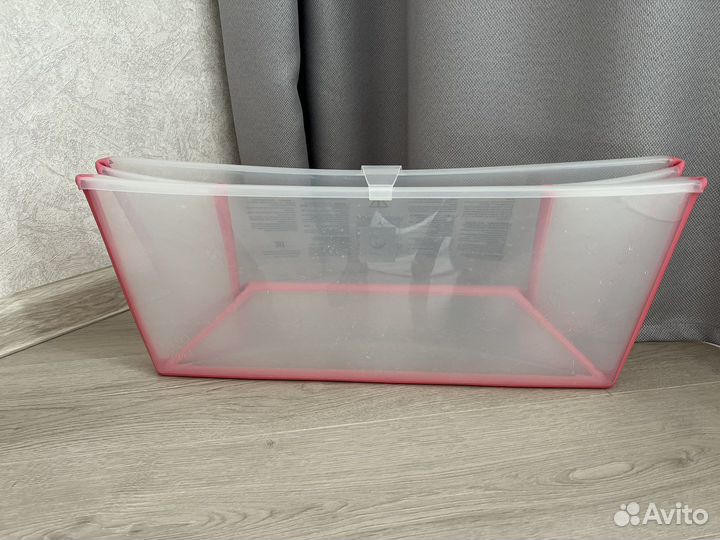 Ванночка для купания складная stokke с ножками