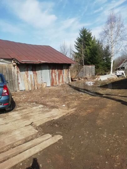 Дом 25 м² на участке 28 сот.