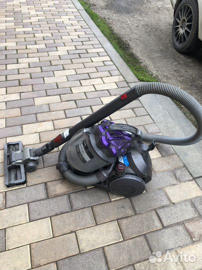 Пылесос Dyson