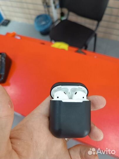 Наушники Bluetooth Apple AirPods 2