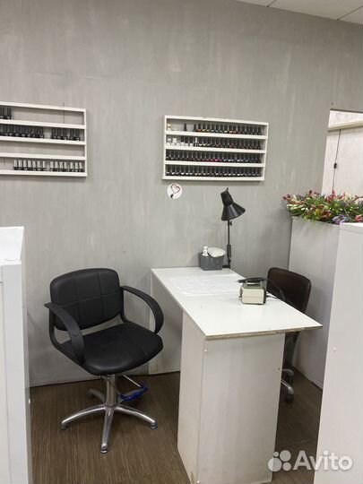 Аренда места маникюра и педикюра