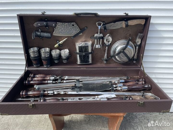 Подарок мужчине шашлычный набор шампуров