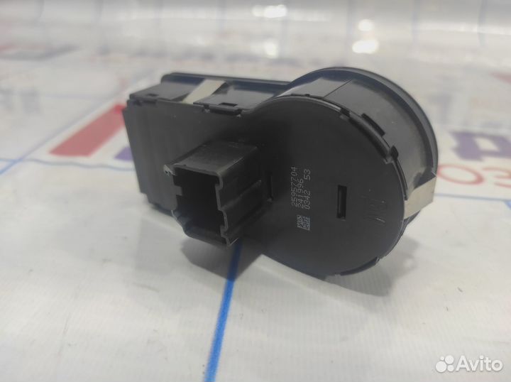 Переключатель света фар Chevrolet Cruze 25957704