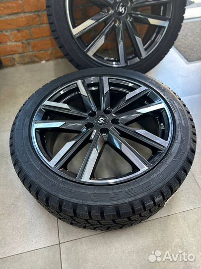 R20 Maxxis SS-01 Presa SUV 245/45, PCD 5x108 DIA 63.4