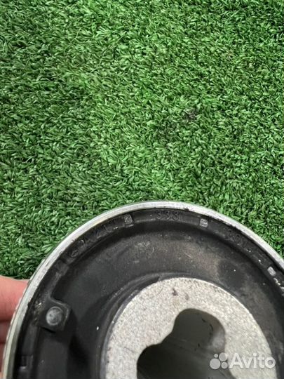 Сайлентблок передний Mercedes-Benz E-Class W212