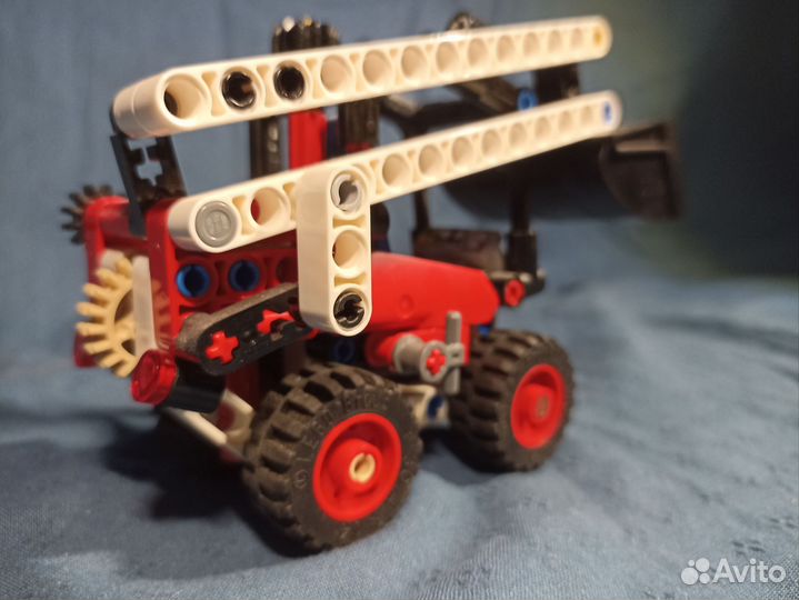 Lego technic/Фронтальный погрузчик