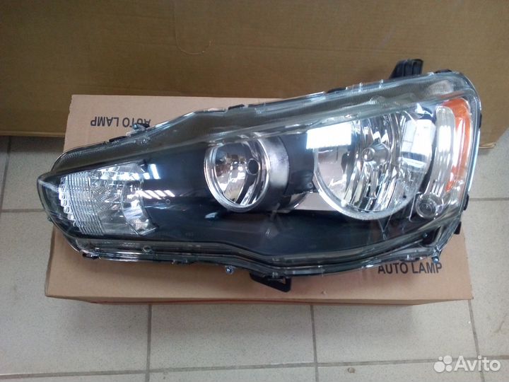 Фара Митсубиси Лансер 10 в наличии