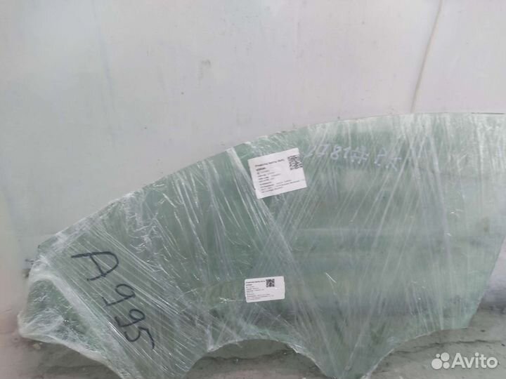 Стекло двери передней левой Skoda korog