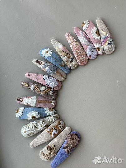Заколки с вышивкой