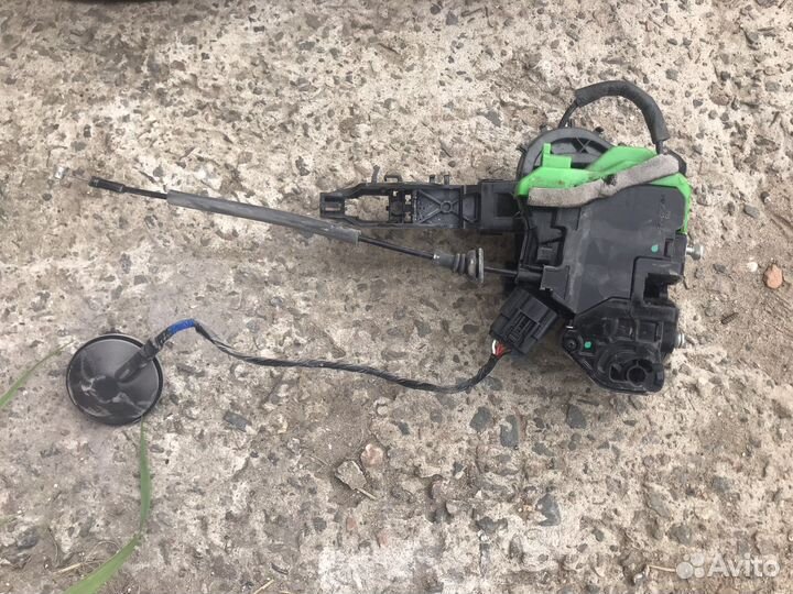 Замок правый kia ceed