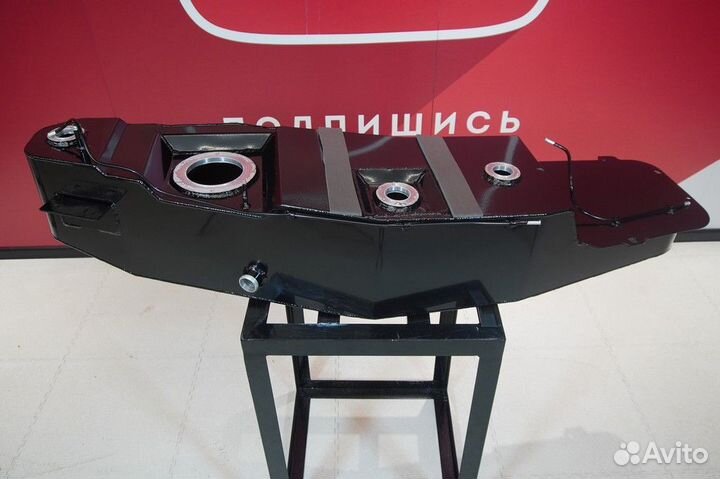 Бак Pajero 4 коротыш 69л бензин