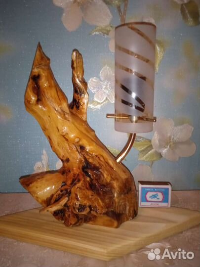 Лампа из корня