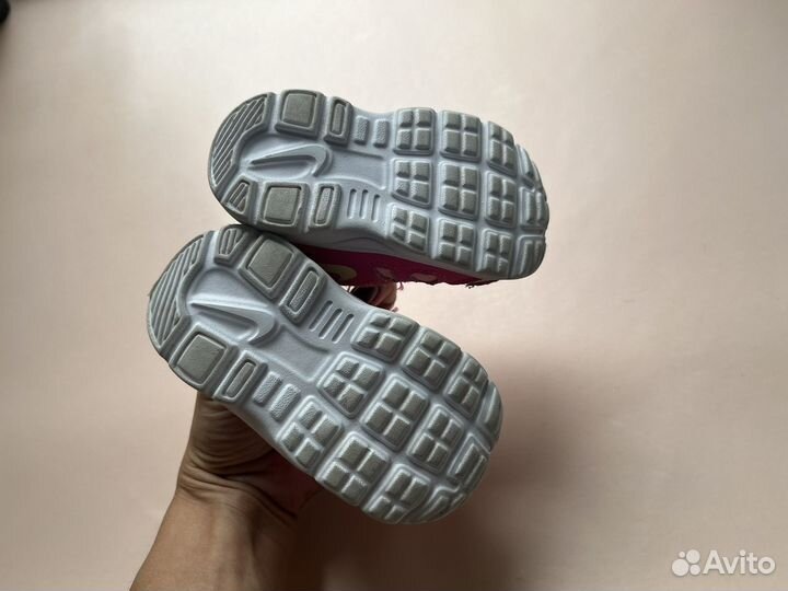 Кроссовки детские 19 размер 11 см nike