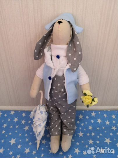 Заяц Тильда. Подарок