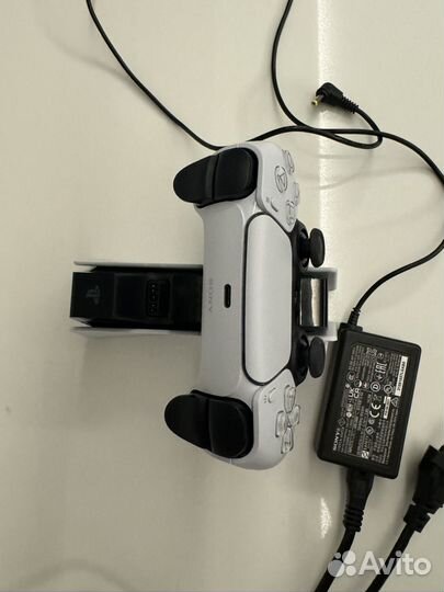 Зарядная станция для геймпада для PlayStation 5