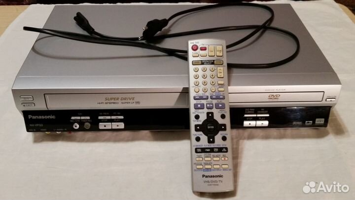 Видеомагнитофон Panasonic NV-VP33EE(стерео-комбо)