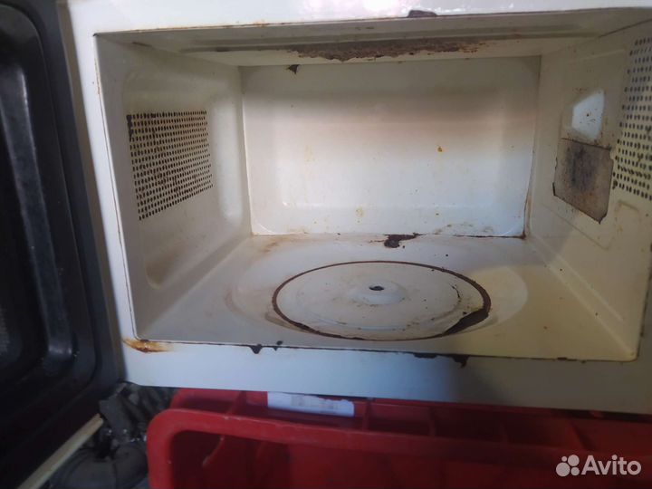 Микроволновая печь Supra