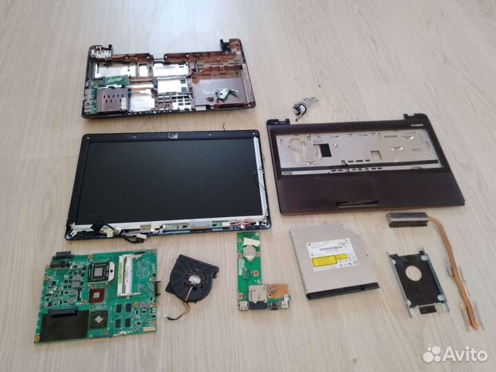 Ноутбуки в разбор