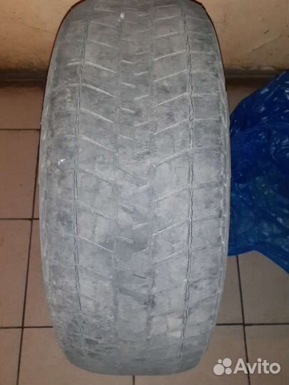 Bridgestone Blizzak DM-V1 215/65 R16