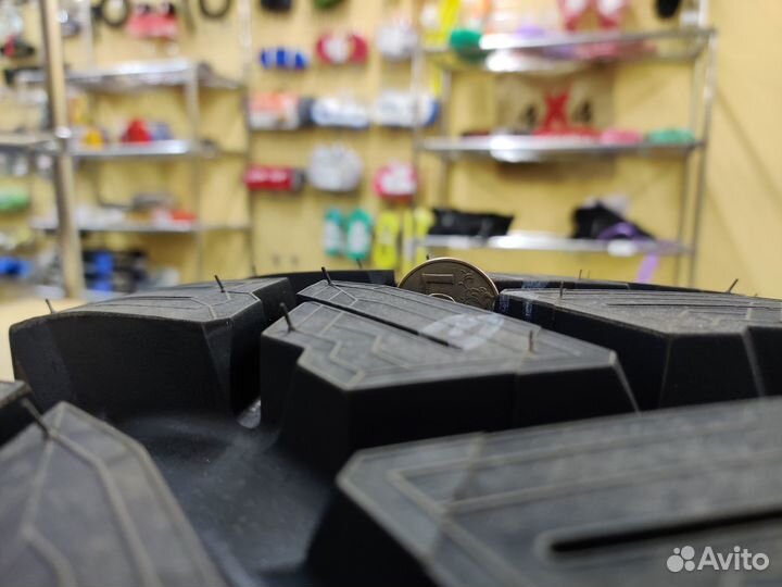 Maxxis M8060 Trepador 35/12.5 R17 119K