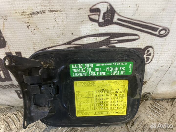 Лючок бензобака audi a4 b5