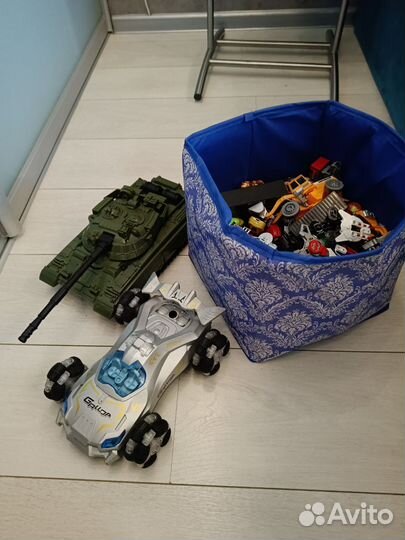 Танки, машинки