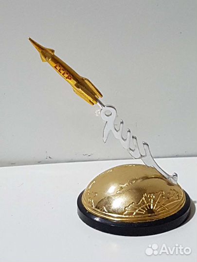 Статуэтки Ракета и Орёл